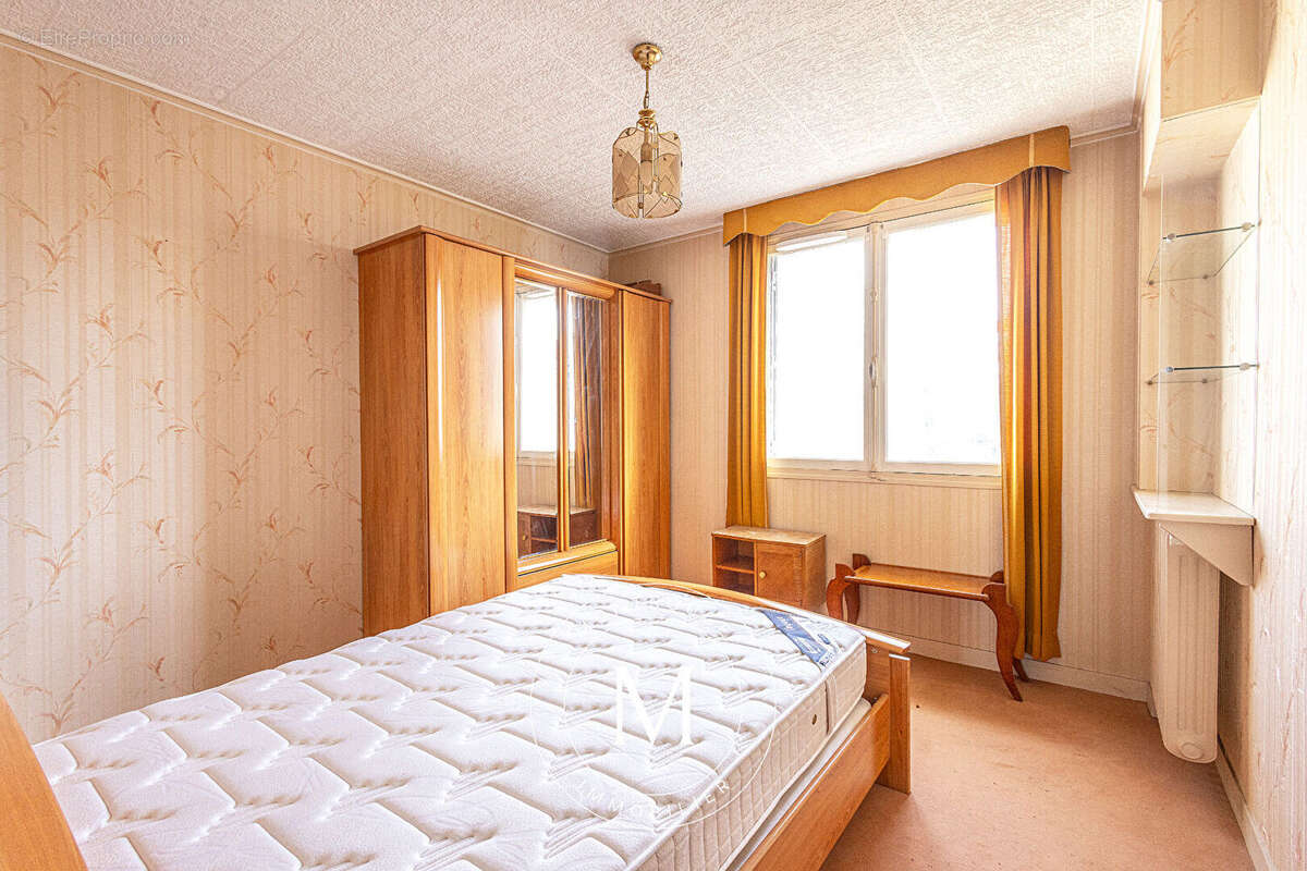 Appartement à MONTROUGE