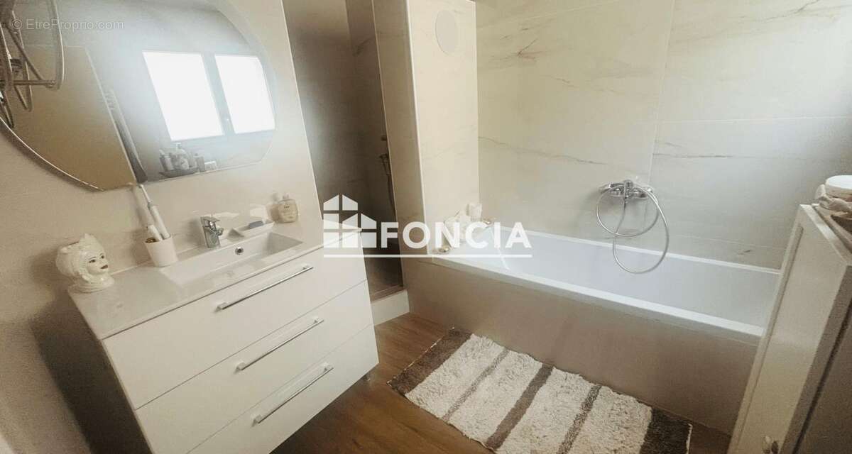 Maison à SAINT-MANDRIER-SUR-MER