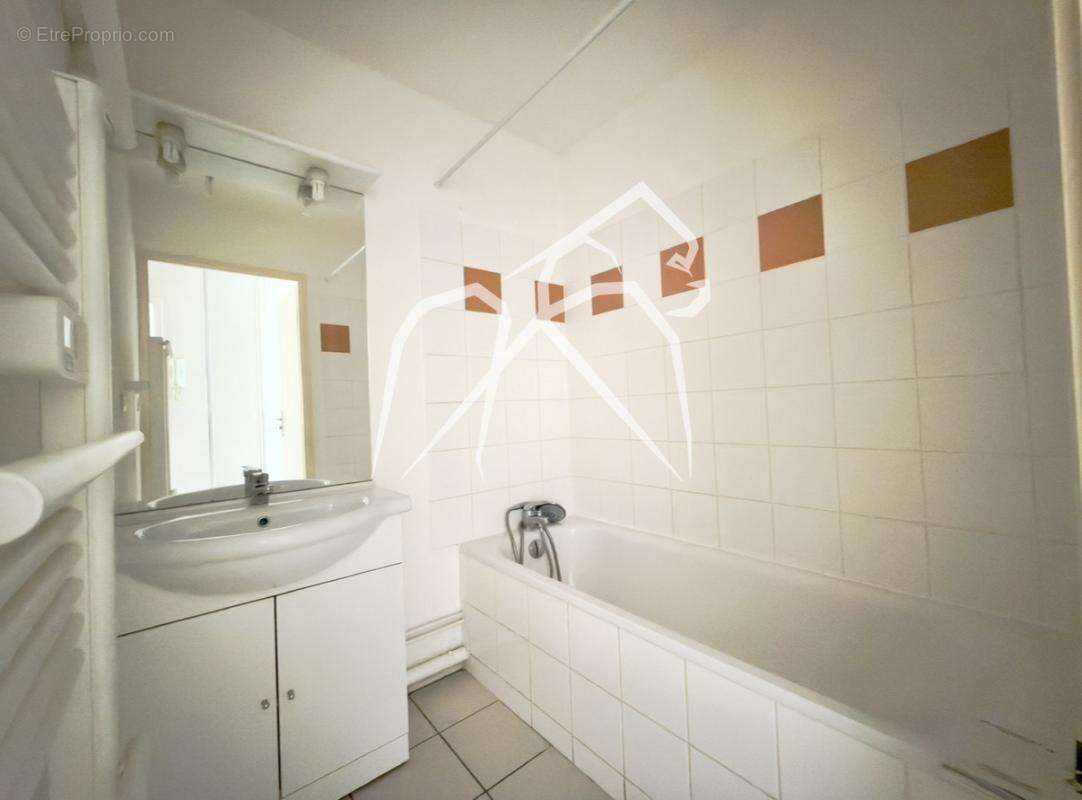Appartement  3 Pièces  54 m²  Fécamp  Balcon & Parking - photo 5