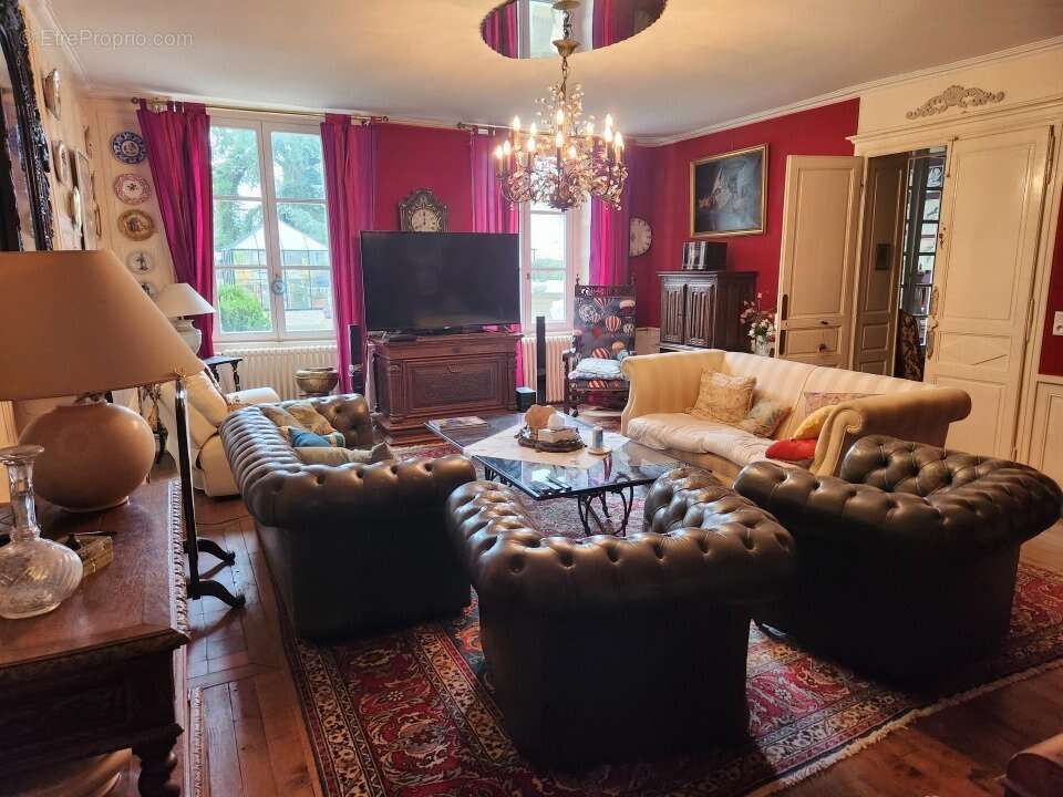 Maison à COUHE