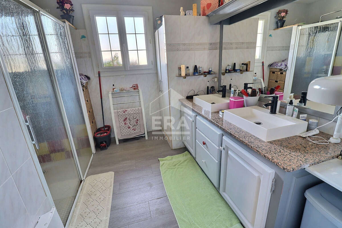 Maison à LACAPELLE-MARIVAL