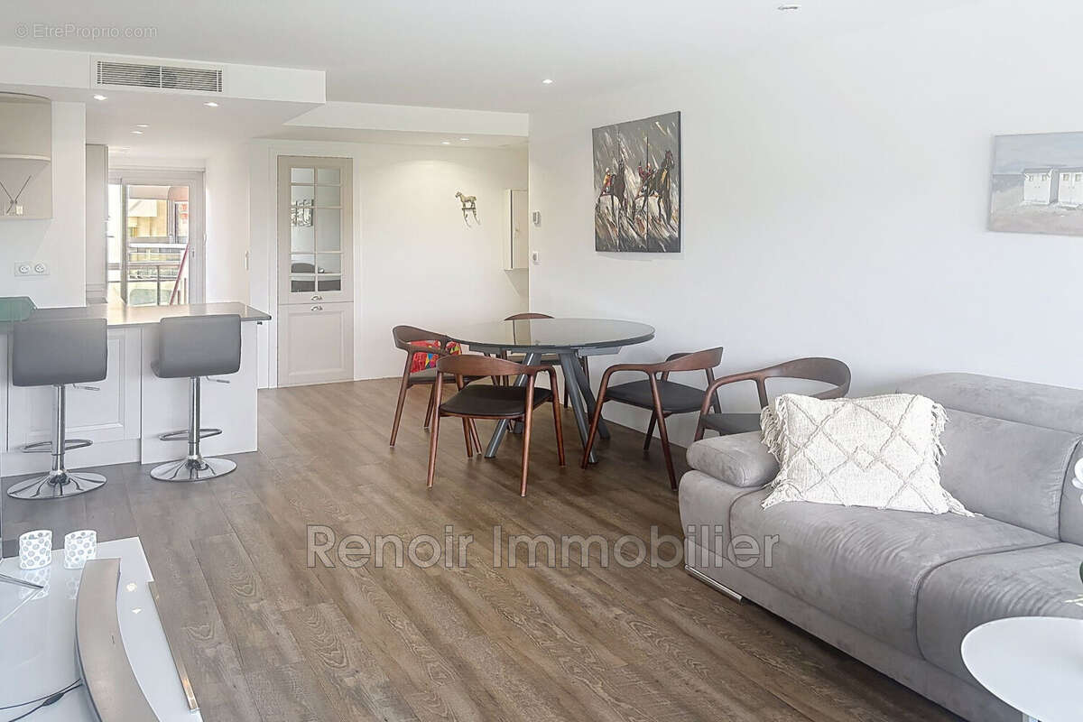 Appartement à CAGNES-SUR-MER