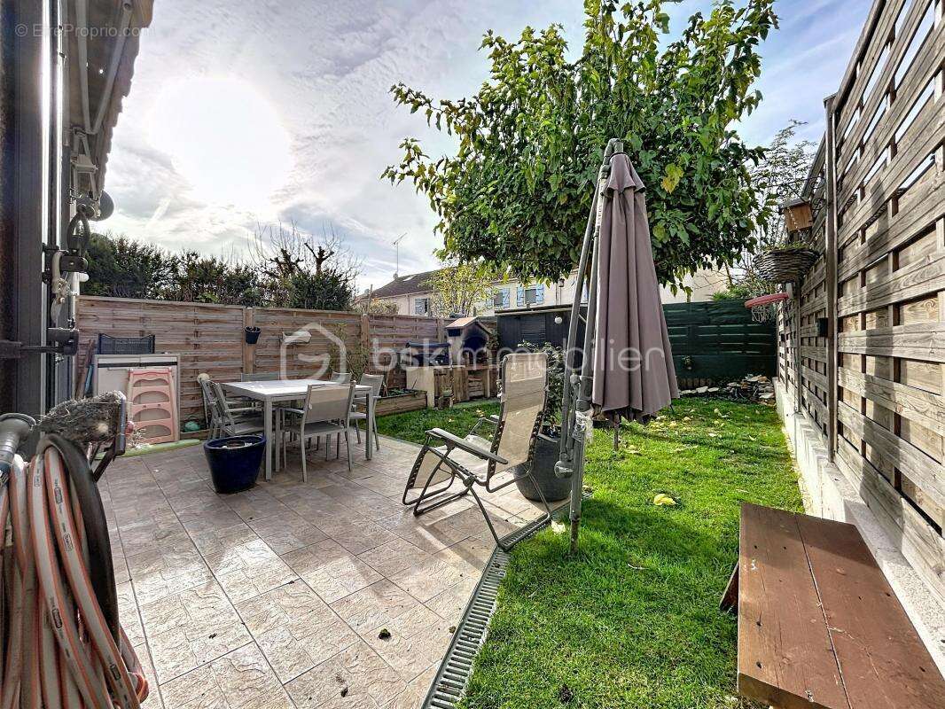 Maison à CORBEIL-ESSONNES