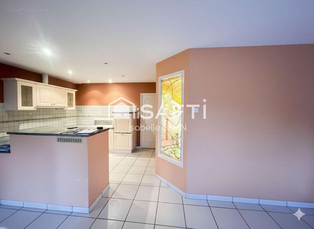 Photo 8 - Maison à NEUVILLE-DE-POITOU