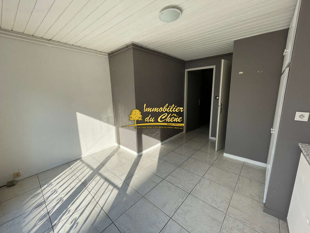 Appartement 168 m² à Luxeuil-Les-Bains  - photo 9