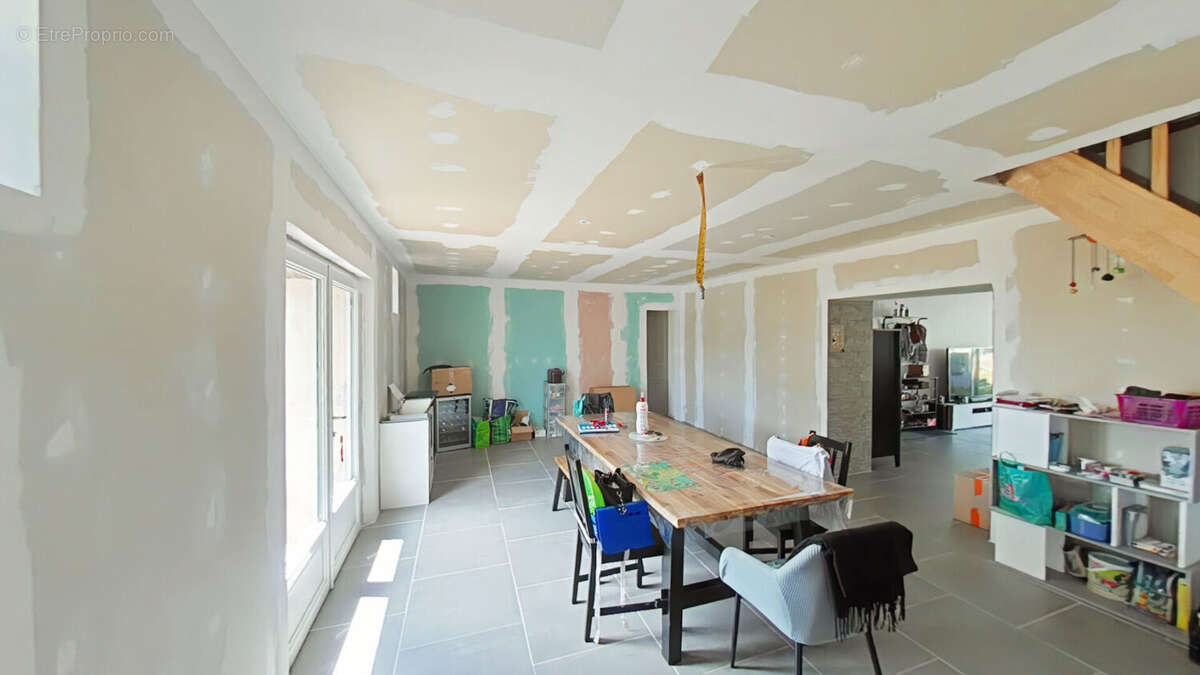 Maison à COURCELLES-DE-TOURAINE