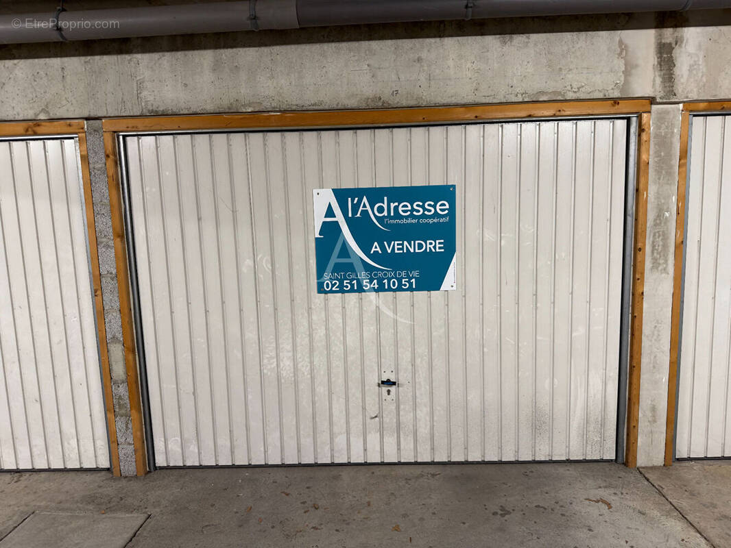 Parking à SAINT-GILLES-CROIX-DE-VIE
