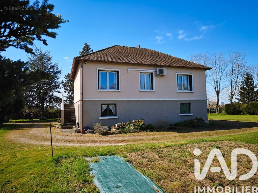 Photo 1 - Maison à NEVOY