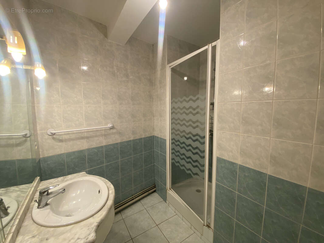 Appartement T3  Quartier de la Courteboule - photo 7