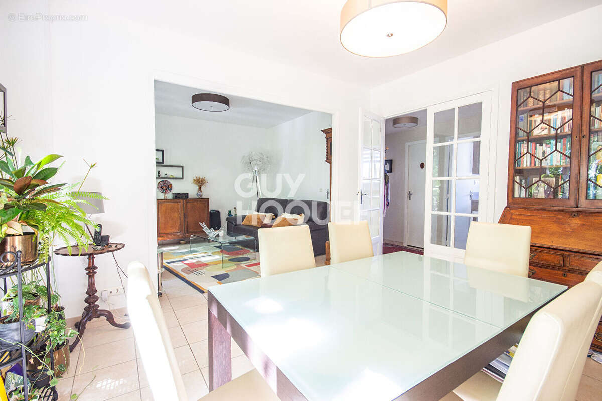 Appartement à LE VESINET