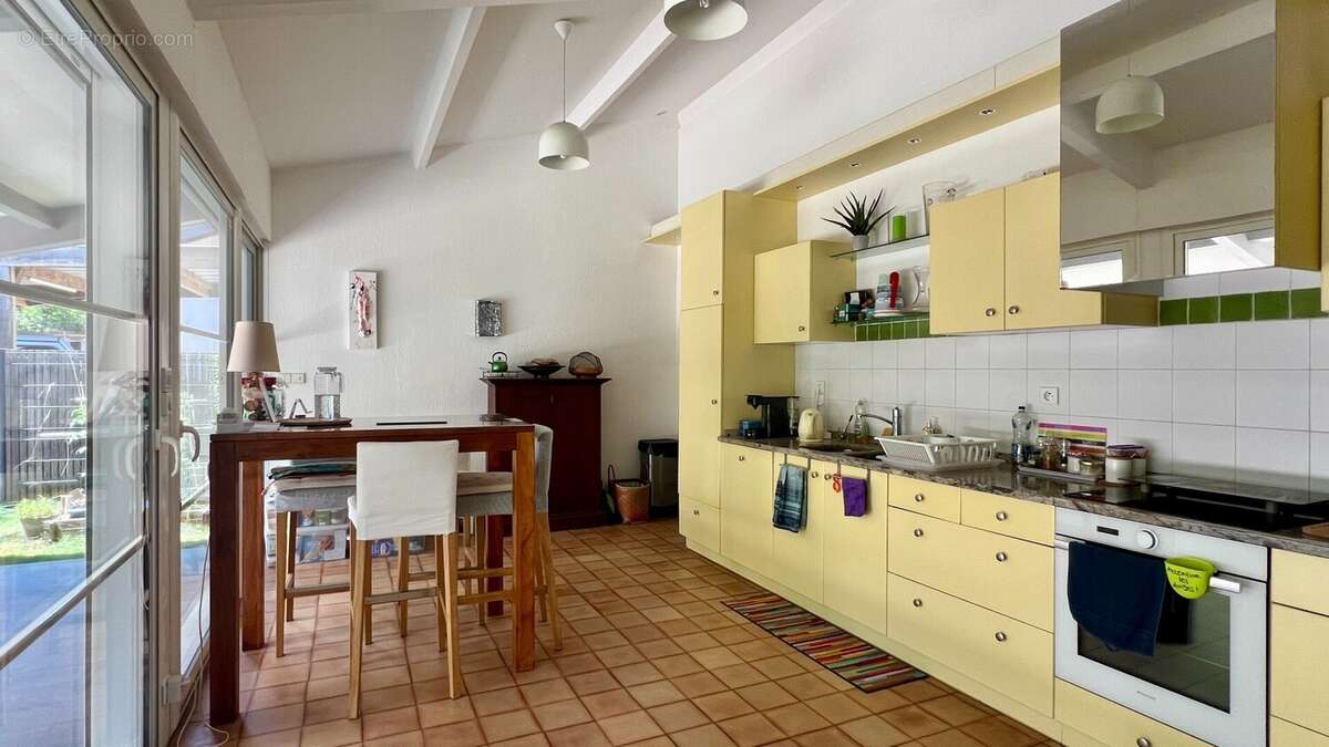 Maison à GUJAN-MESTRAS