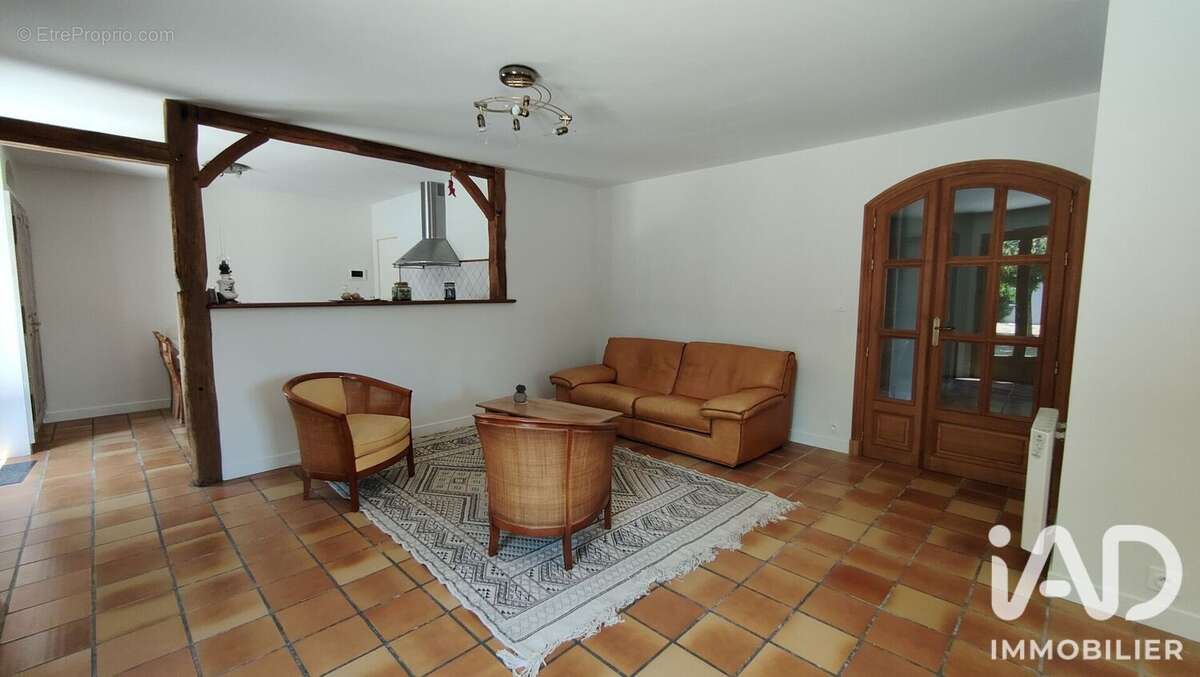 Maison 98 m² à Talmont-Saint-Hilaire  - photo 8