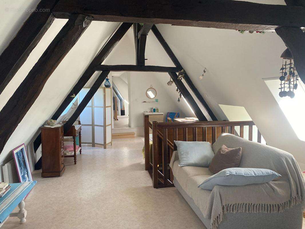 Maison à MEZIERES-EN-BRENNE