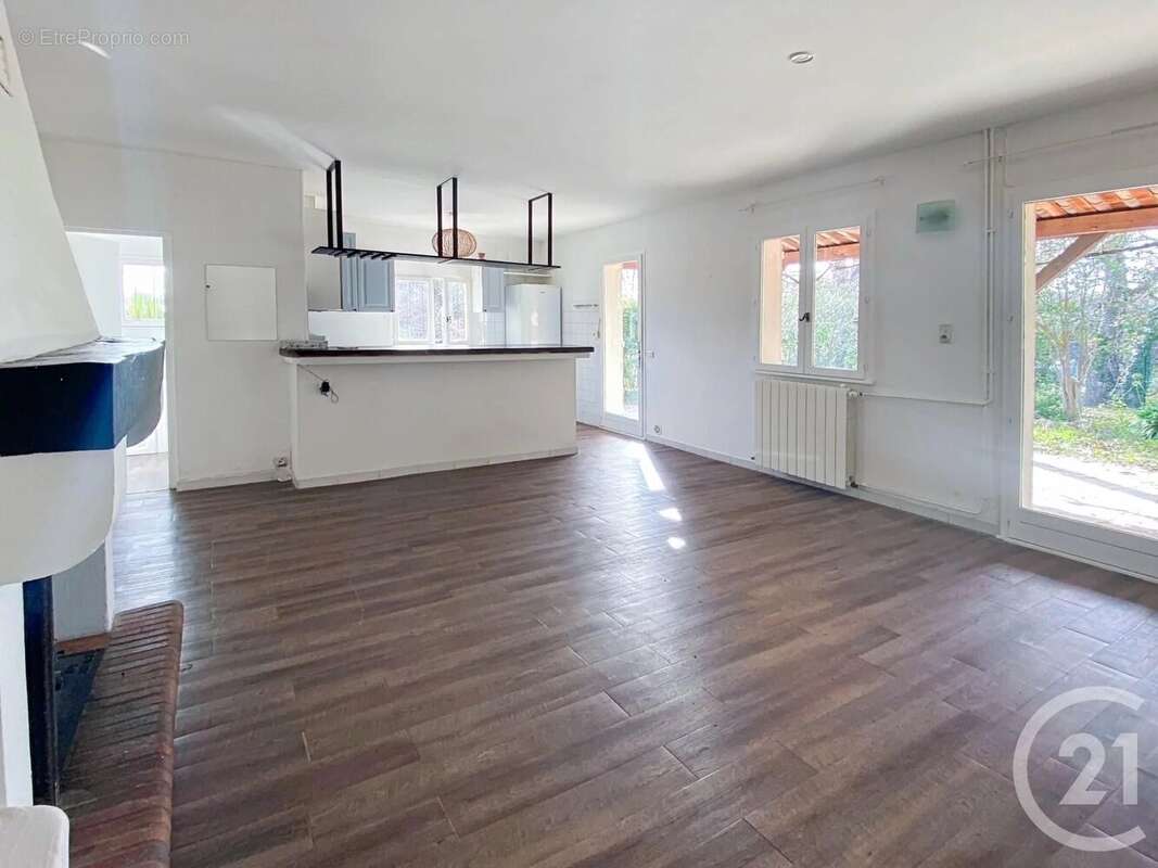 Appartement à VALBONNE