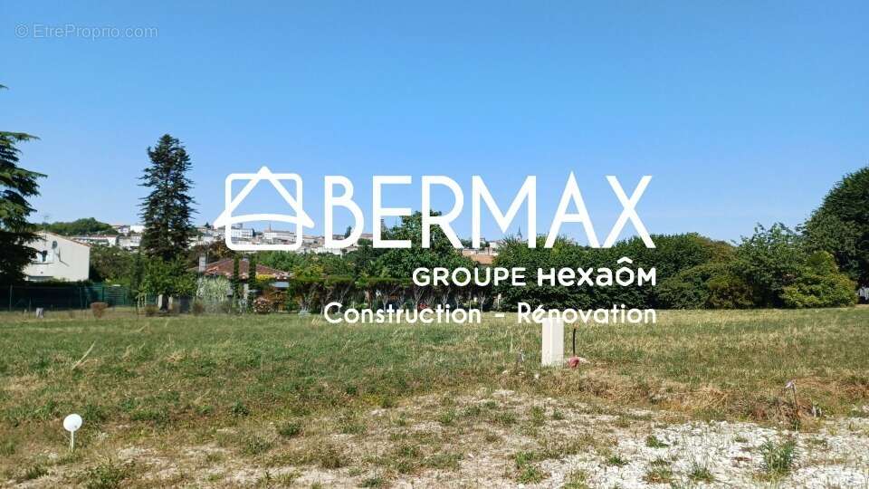 Terrain à ANGOULEME