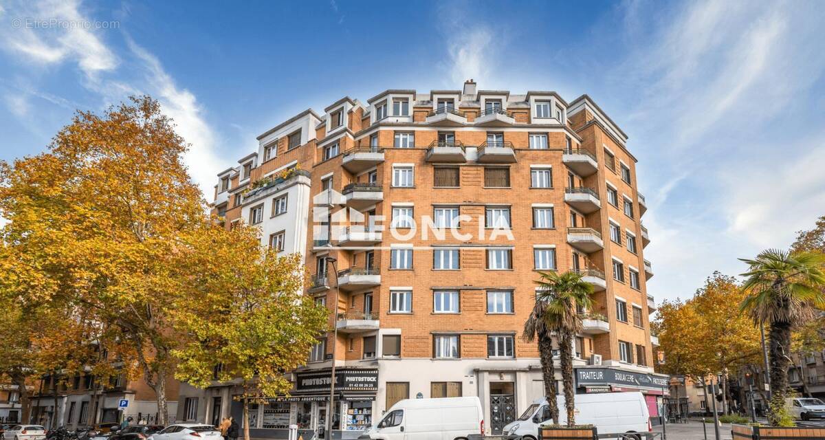 Appartement à PARIS-19E