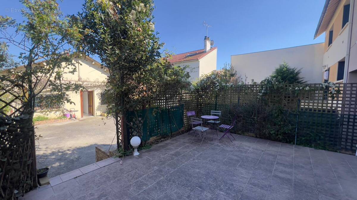 Maison à NEUILLY-PLAISANCE