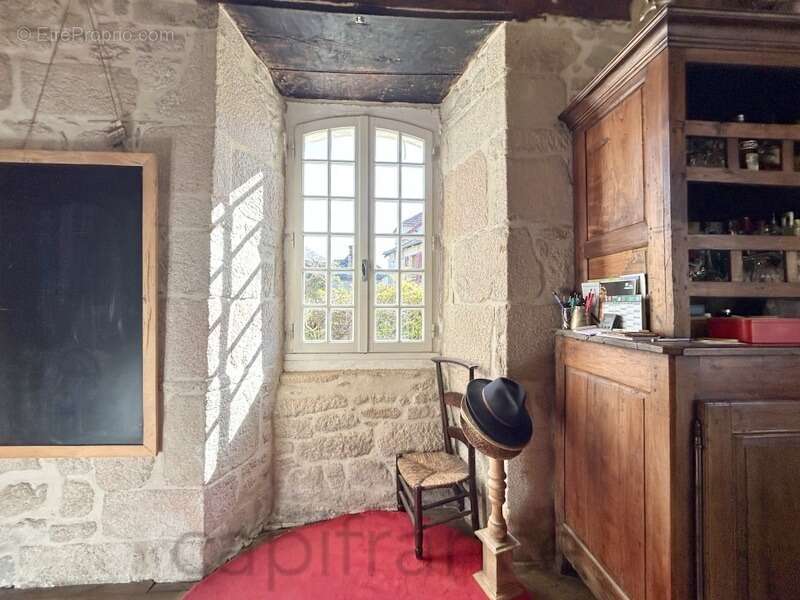 Maison à ARGENTAT