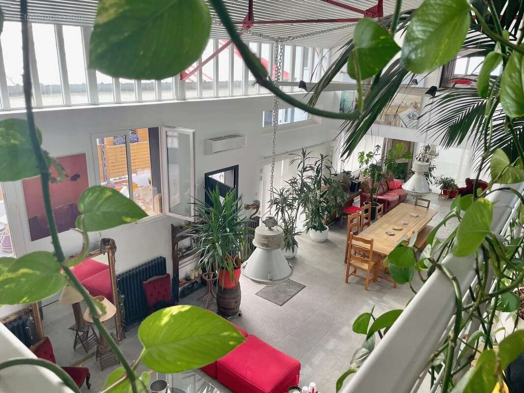 Appartement à SAINT-MAUR-DES-FOSSES