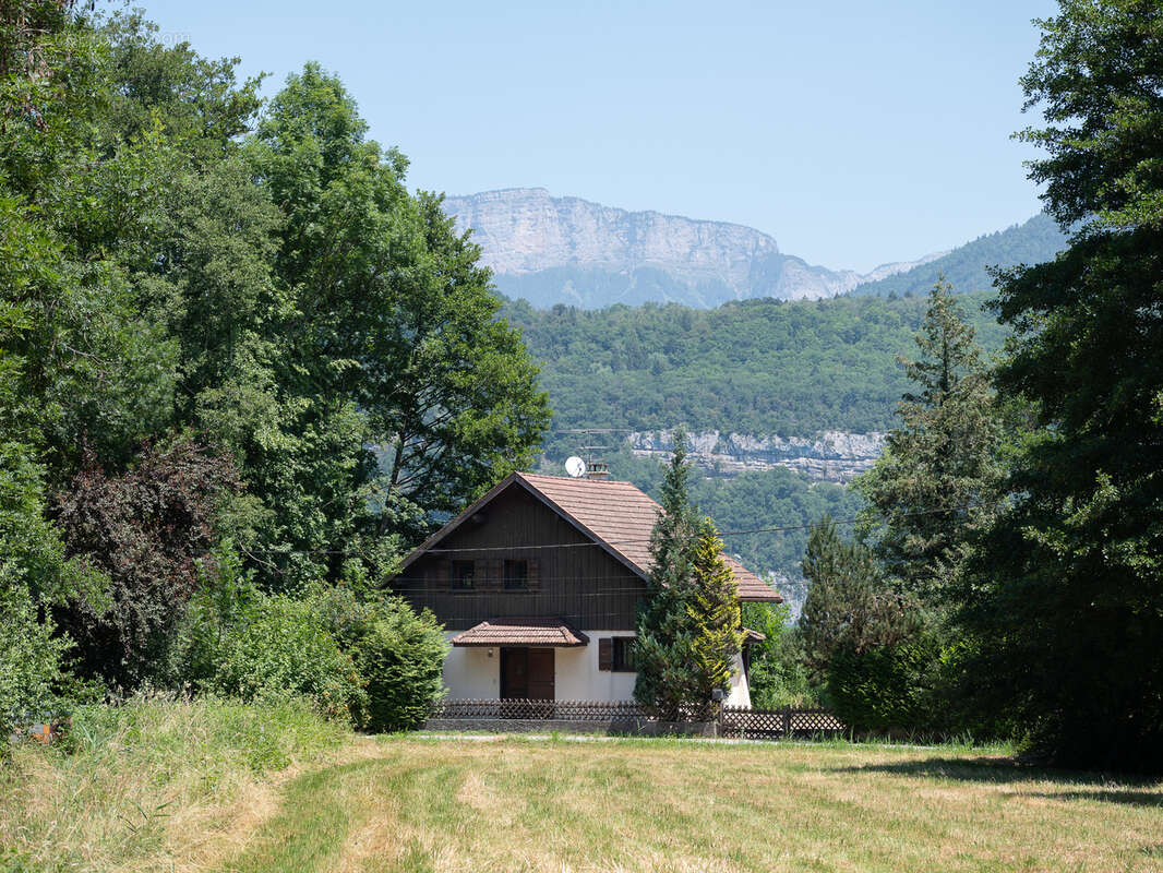 Maison à SAINT-JORIOZ