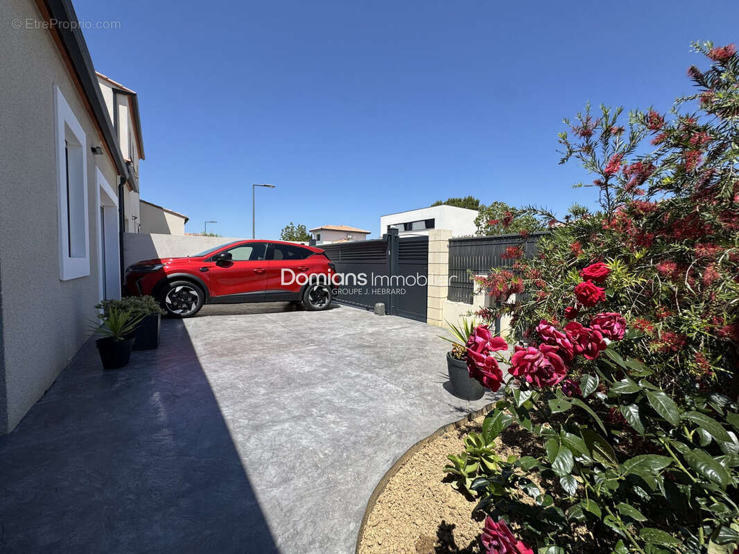 Maison 95 m² à Saint-Feliu-D'avall  - photo 9