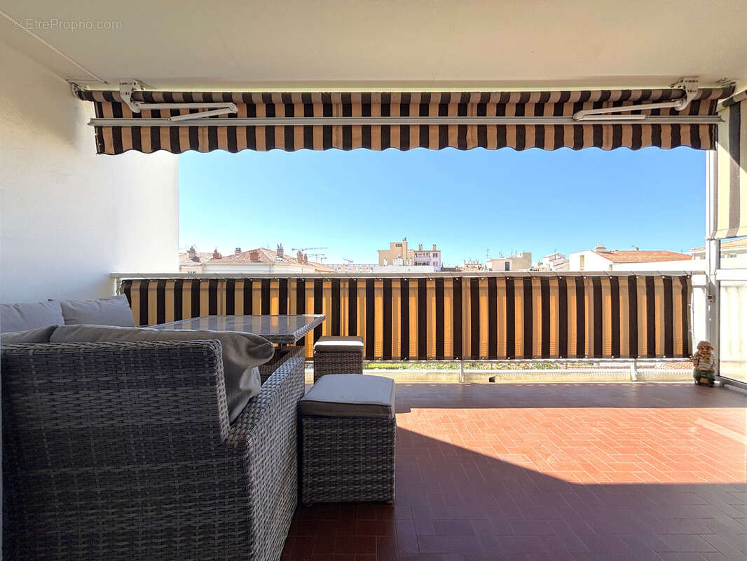 Toulon pont du las - t3 80m2 + terrasse 13m2 - photo 4