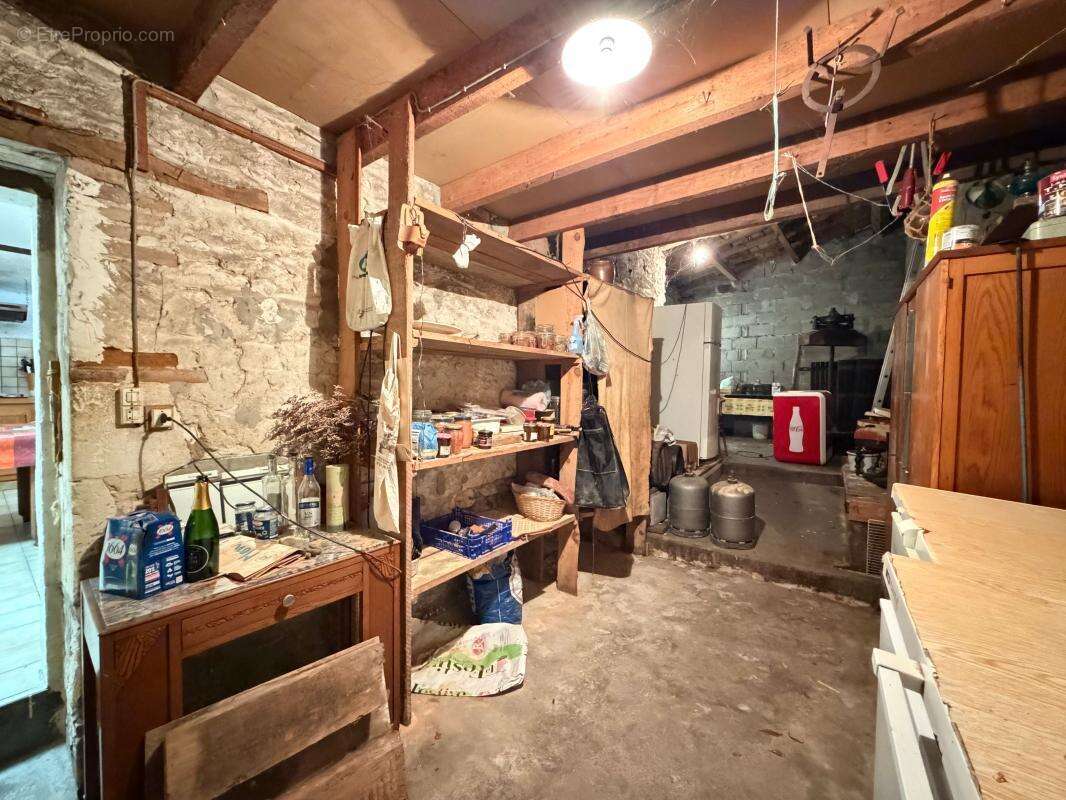 MAISON 6 PIECES + DEPENDANCE à rénover près du centre ville - photo 25