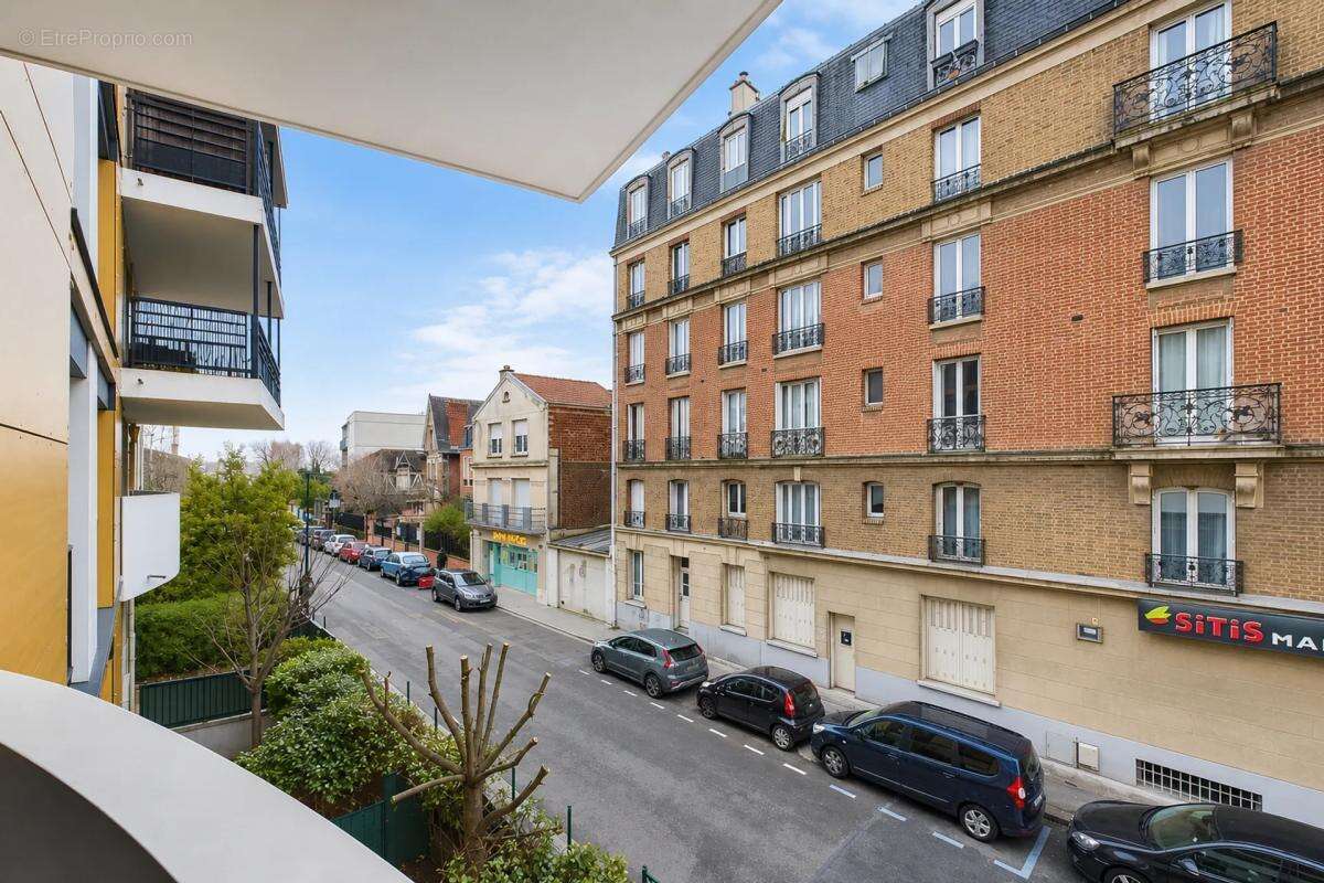 Appartement à COLOMBES