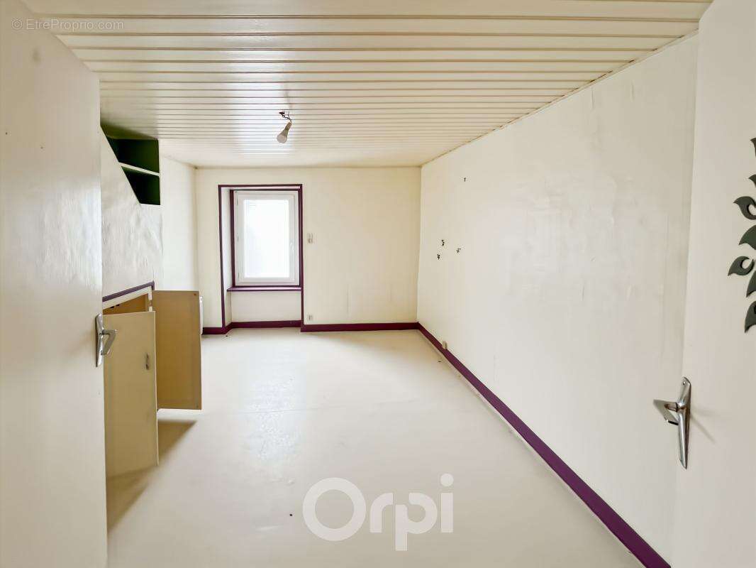 Appartement à AMBAZAC