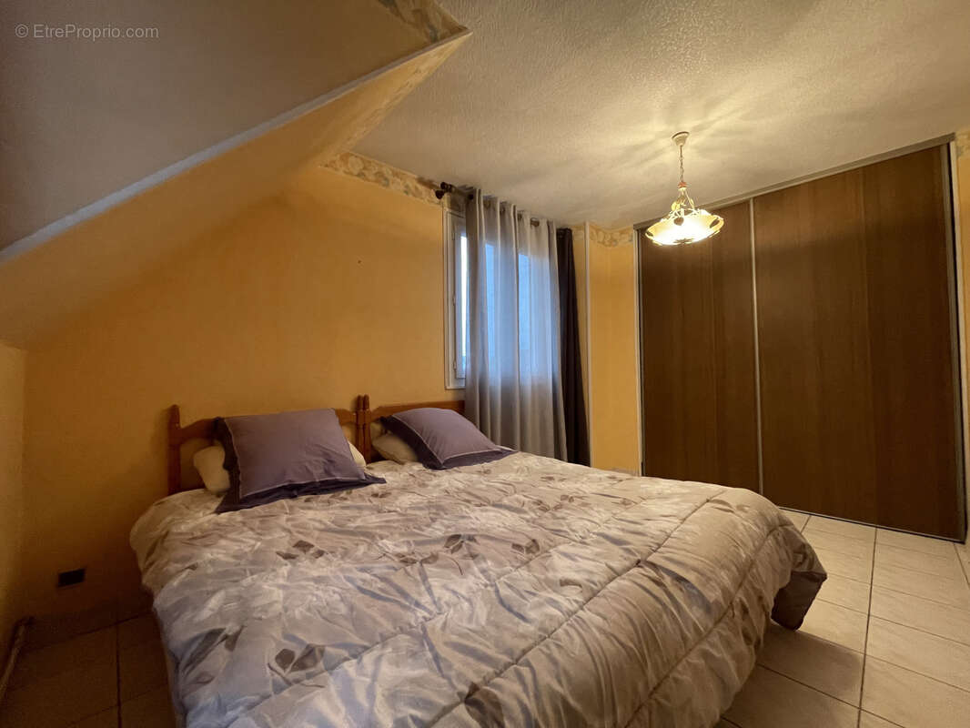 Maison à NEUILLY-EN-THELLE