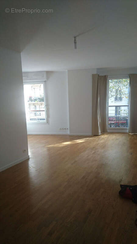 Porte de Saint Ouen studio ensoleillé - photo 2