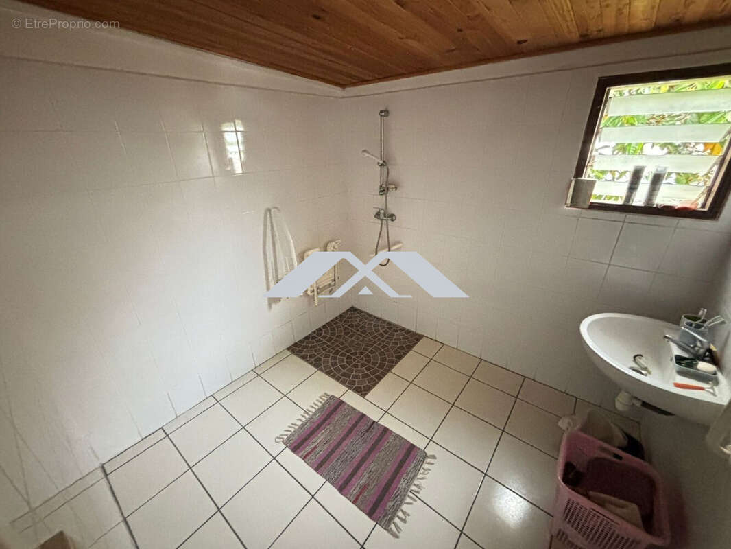 Maison 40 m² à Saint-Joseph  - photo 6