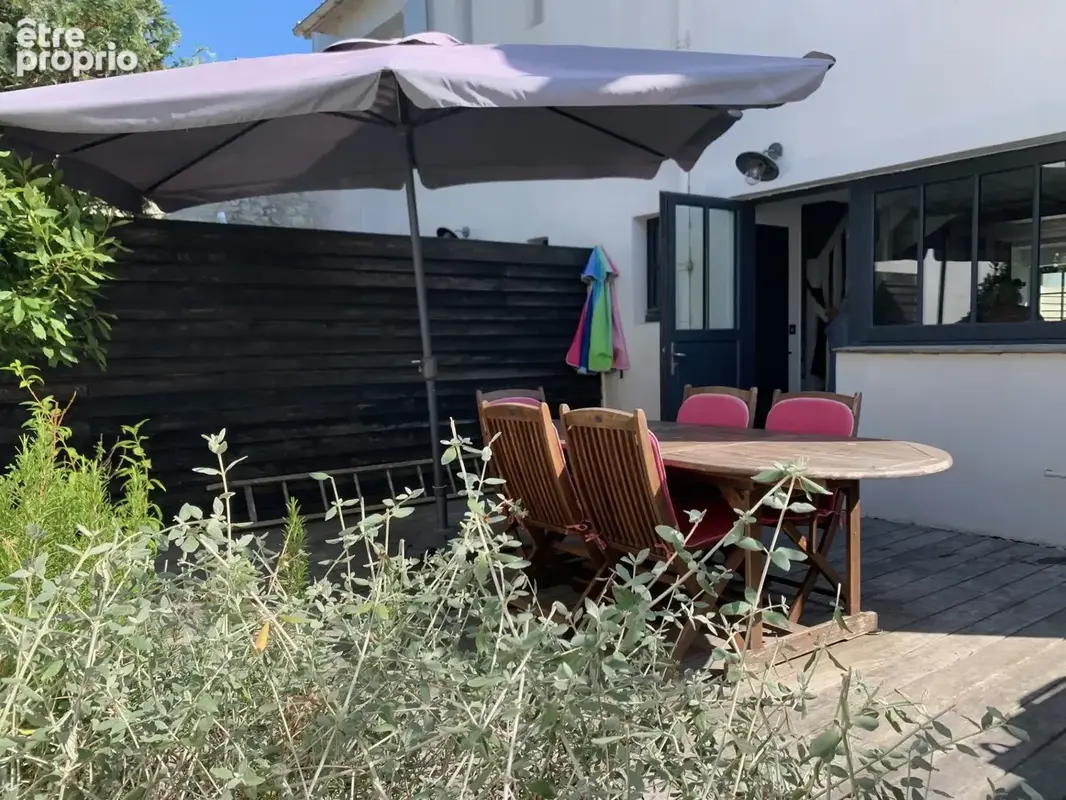 Photo Maison à La Flotte au prix de 699 900€