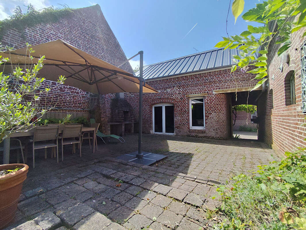 Maison Bourgeoise à Albert 260 m2 - photo 6