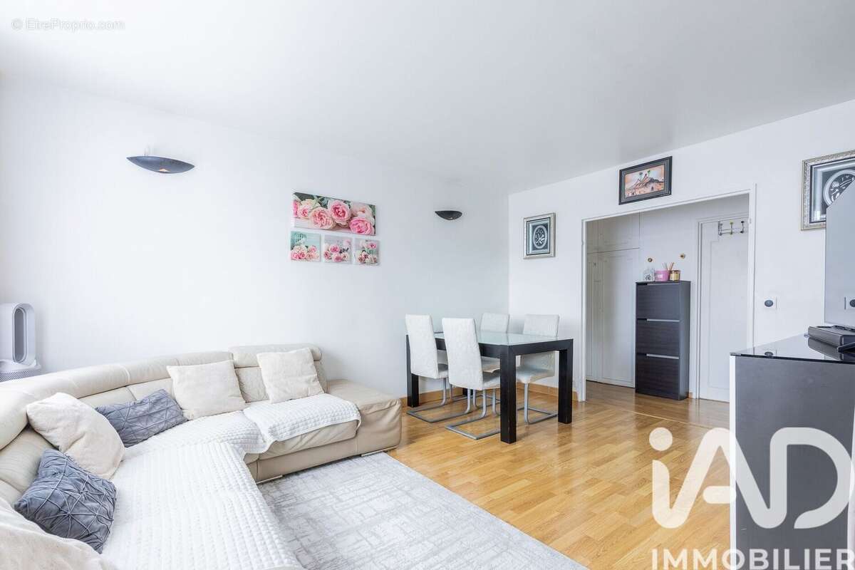 Photo 9 - Appartement à SAVIGNY-SUR-ORGE