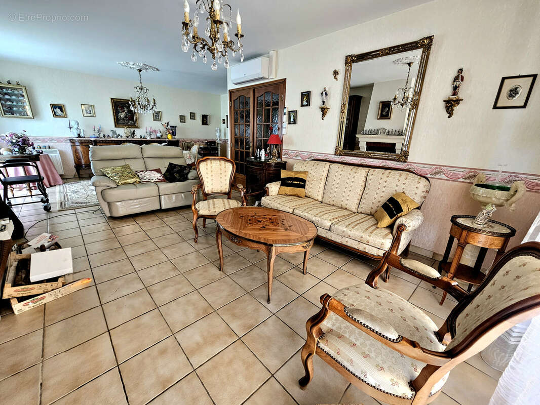 Maison à CHAMPAGNEY