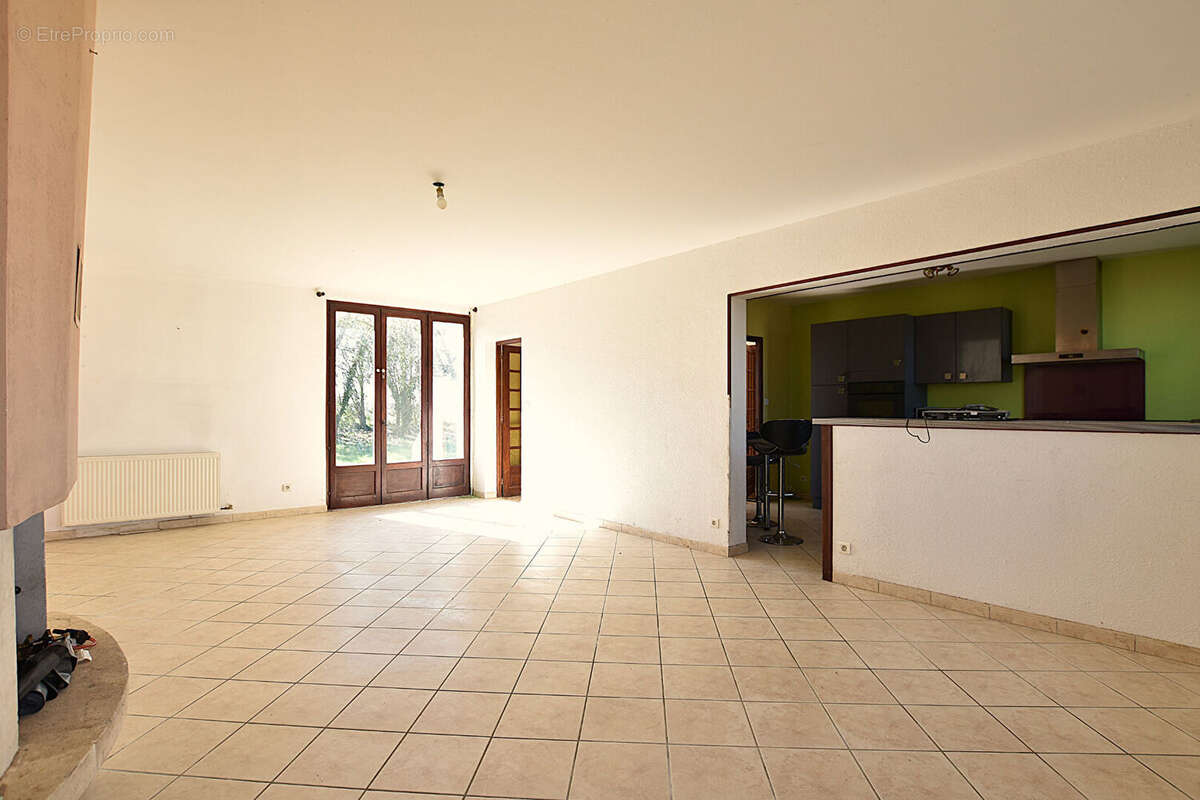 Maison à JALIGNY-SUR-BESBRE