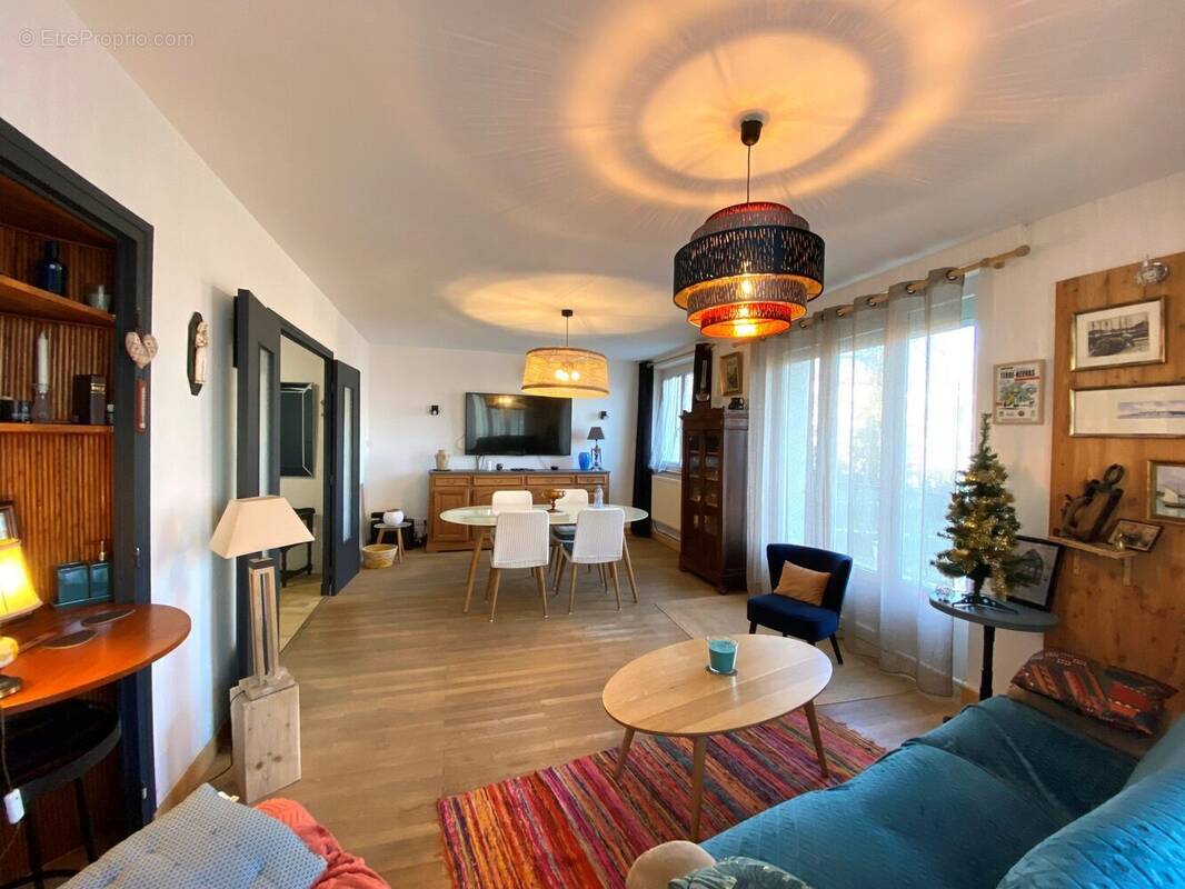 Appartement à ROMANS-SUR-ISERE