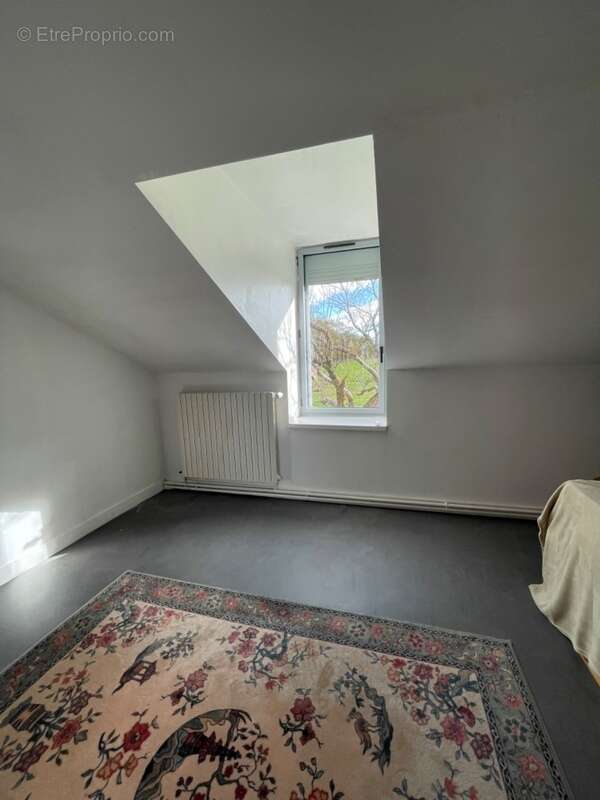 Maison à SAINT-JUNIEN