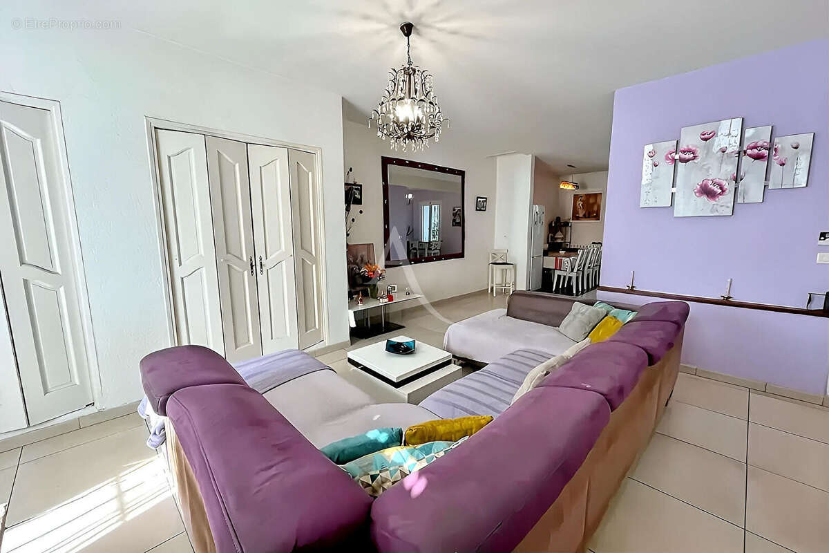 Maison à FRONTIGNAN