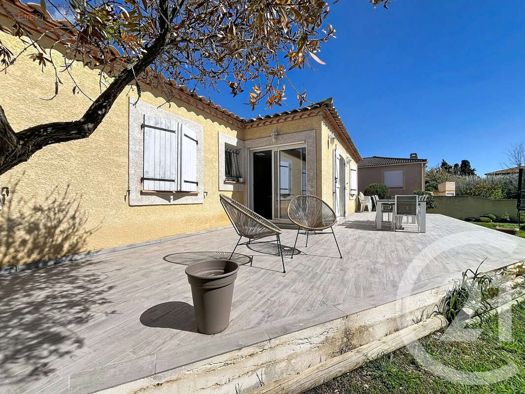 Maison 108 m² à Loupian  - photo 16