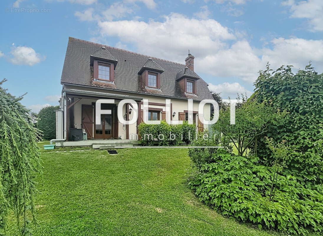 Maison à BREHAL