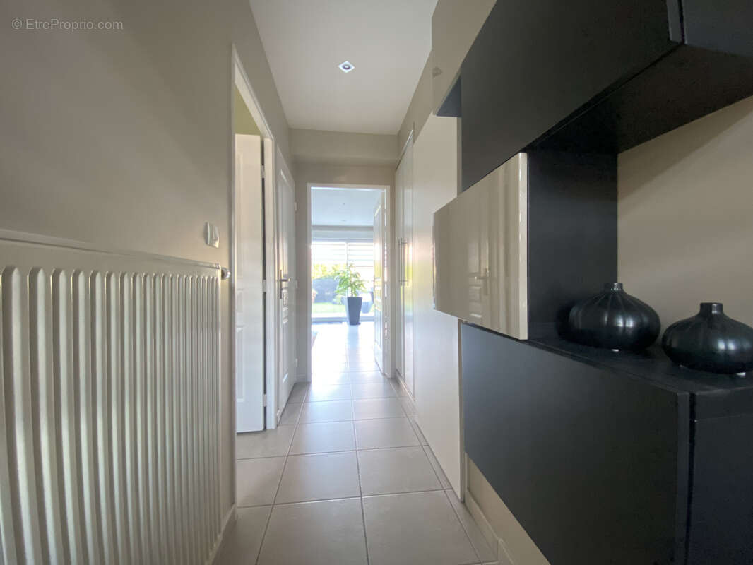 Maison à COURRIERES