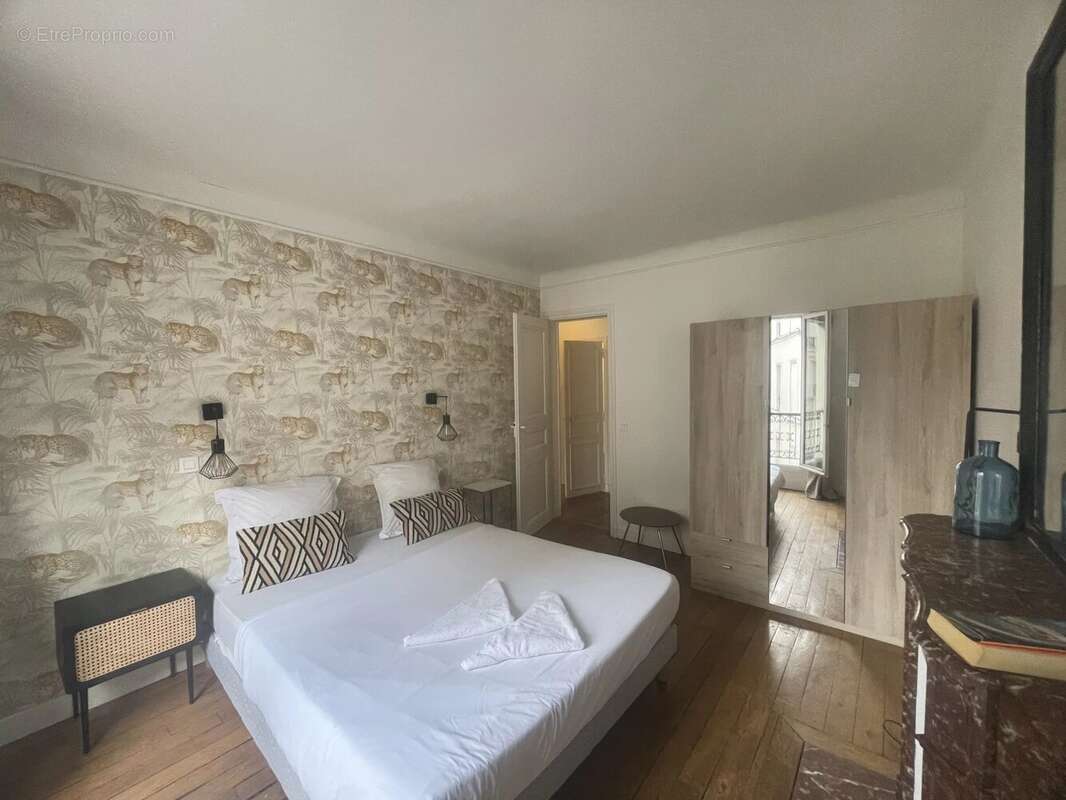 Appartement à PARIS-18E