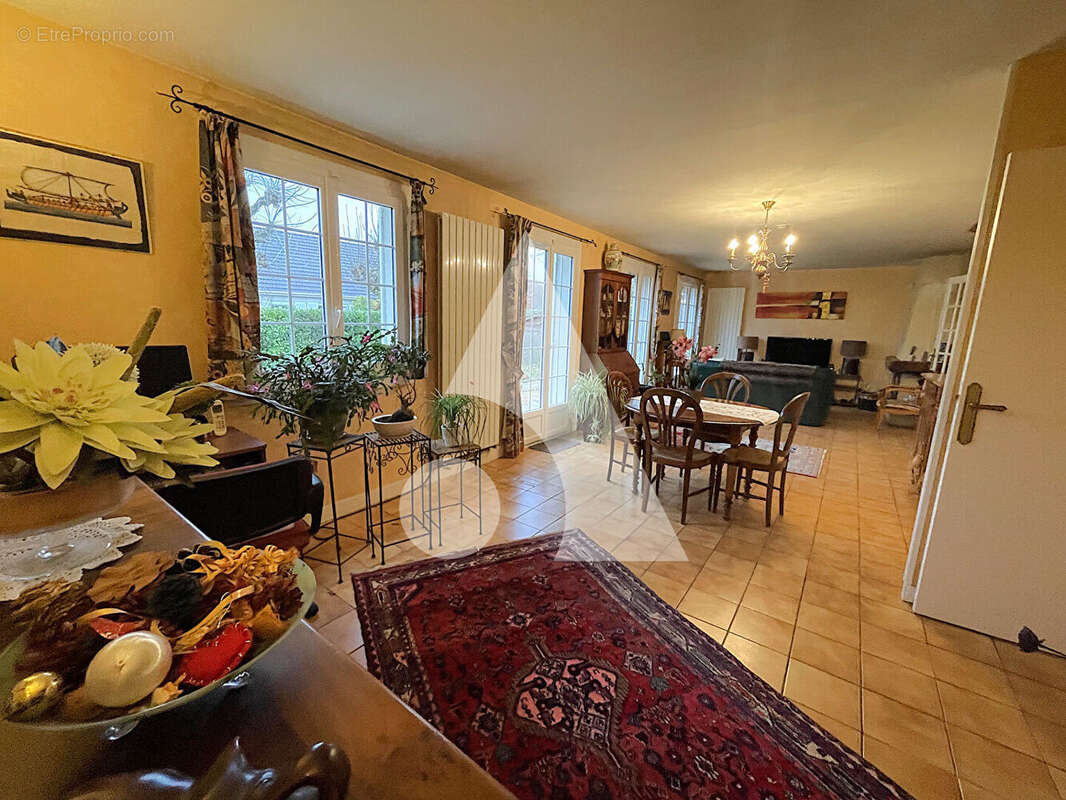 Maison à SUCY-EN-BRIE