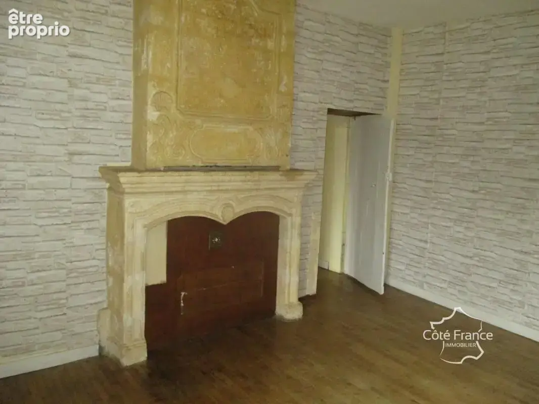 Dordogne-les eyzies-immeuble commercial et d'habitation - photo 9