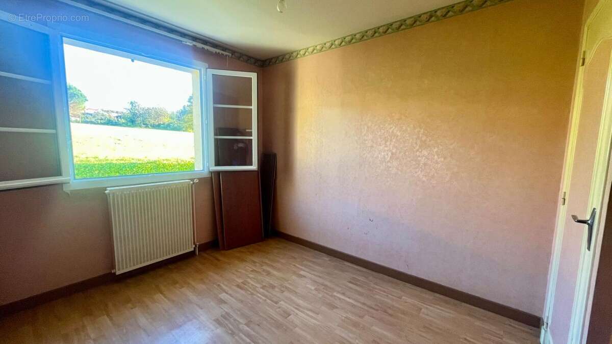 Maison à BLAYE-LES-MINES