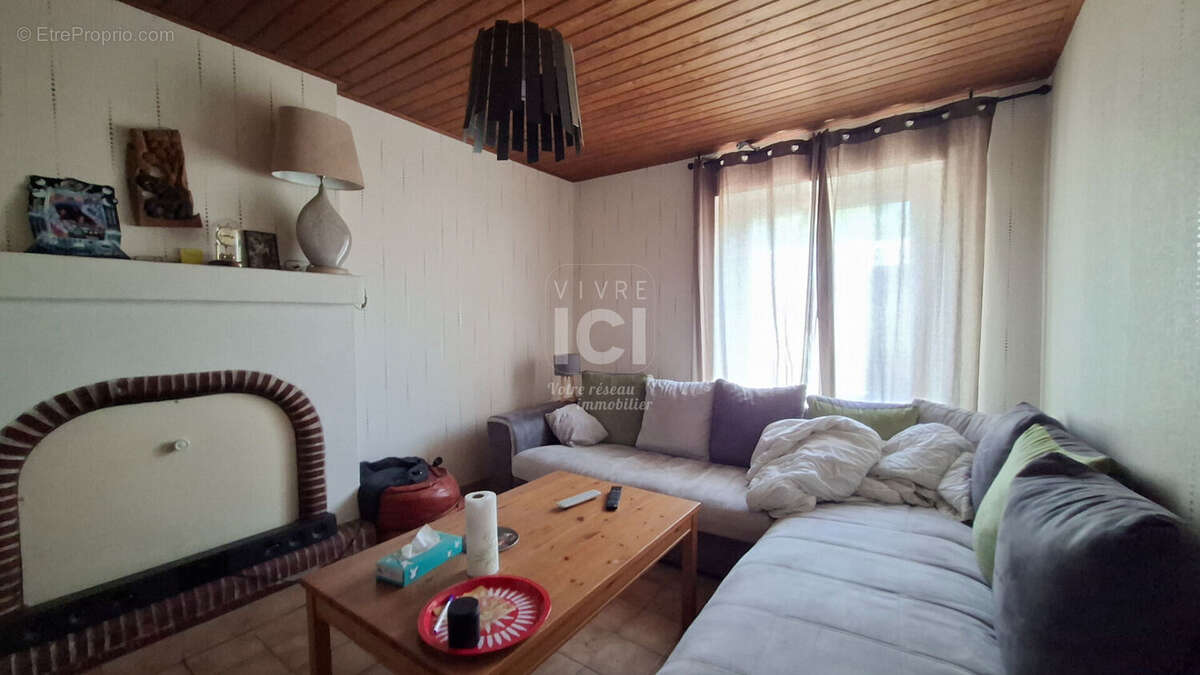Maison Rouans 4 pièce(s) 56.60 m2 + 85 m² de dépendances - photo 5
