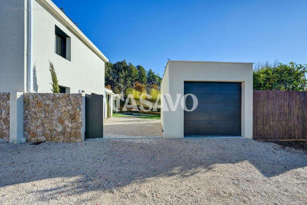 Vente Maison 5 pièces de 135m² - 13080 Aix-en-Provence - photo 20