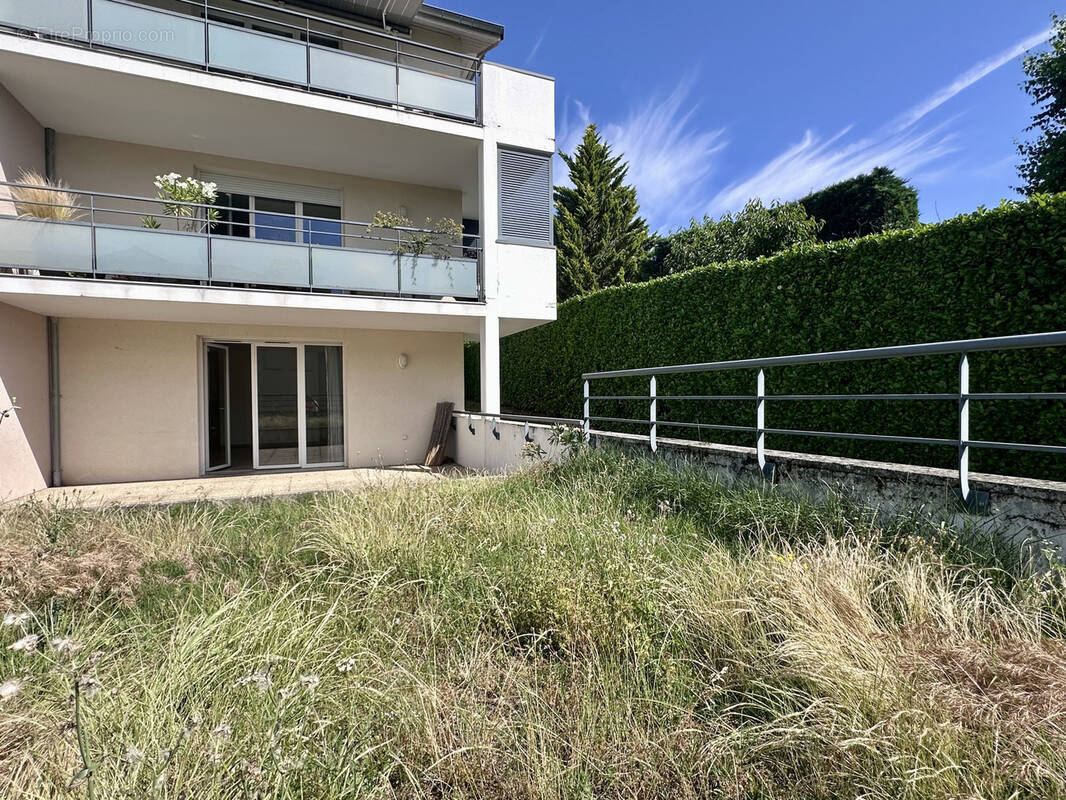 Appartement à SAINT-ISMIER